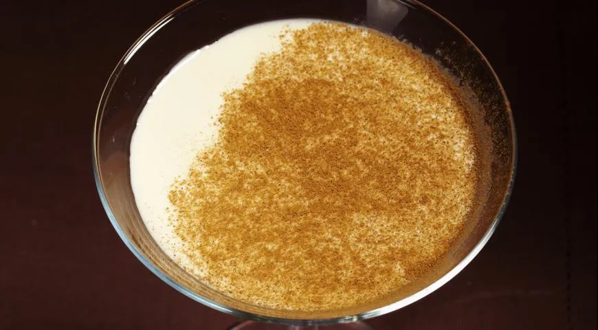 Эггног мартини