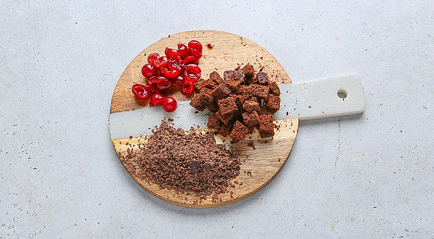Мороженое «Черный лес»