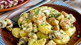 Картофель с мясом и грибами