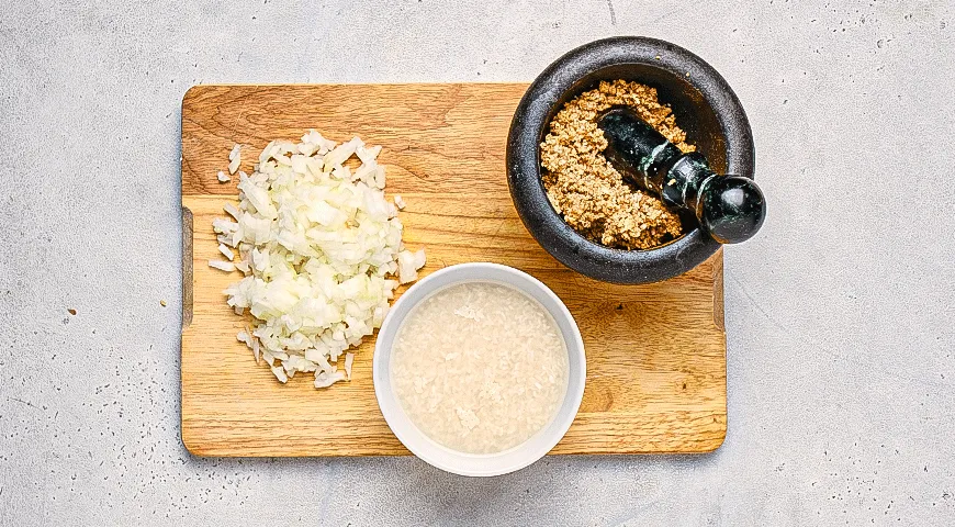 Харчо с орехами и ткемали