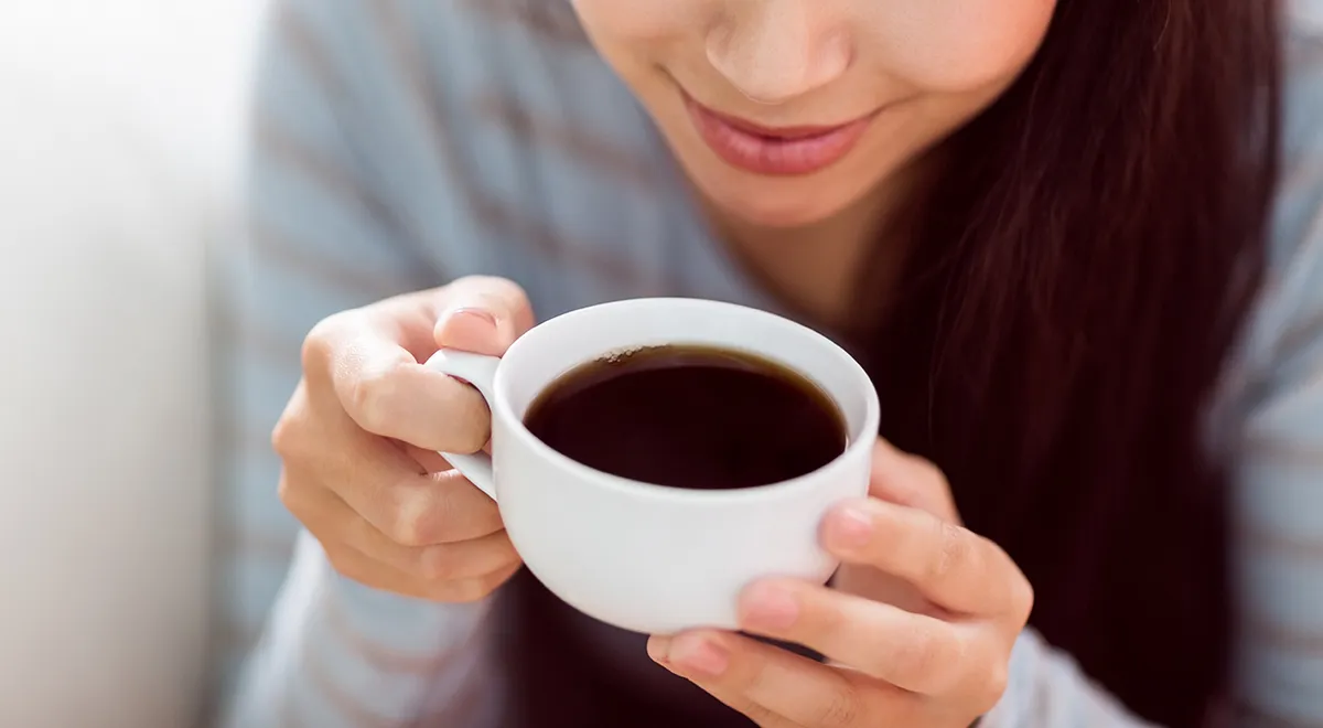 Витамины и кофе: 5 сочетаний, которые сведут на нет всю пользу