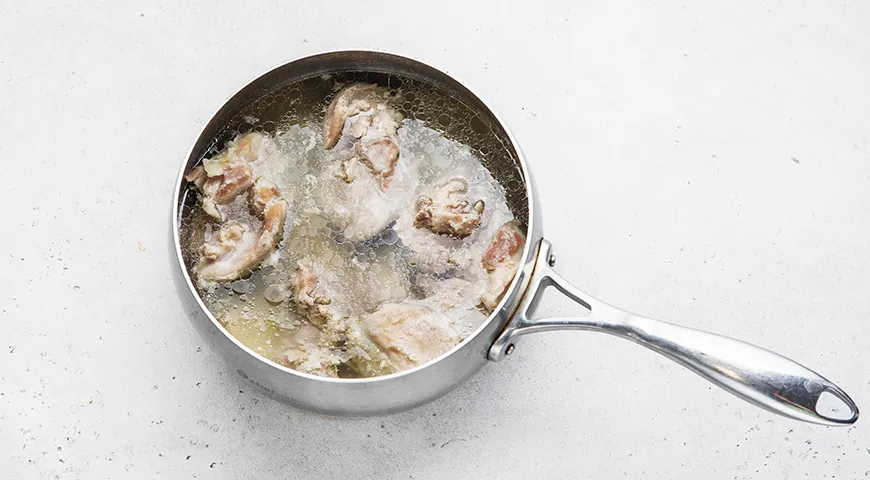 Осетинский пирог с курицей и сыром