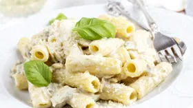 Рецепты с твёрдыми сырами, сливками и орехами