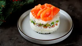 Закусочный суши-тортик