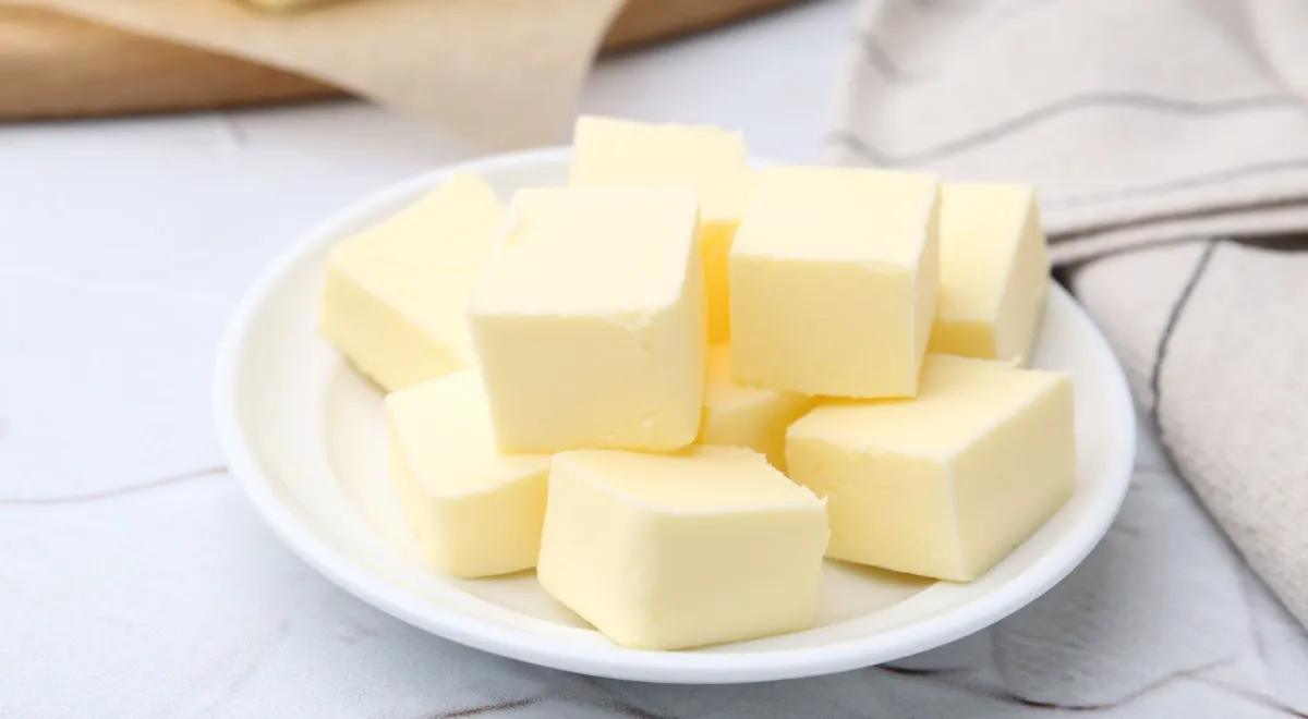 Масло в брикетах грудничкам: что не так с этим трендом — читать на Gastronom.ru