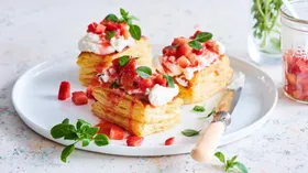 Выпечка с сырами из козьего молока: рецепты с фото