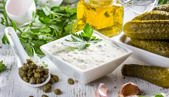 6 лучших рецептов соуса тартар: как приготовить идеальный соус к рыбе, мясу и картофелю фри дома