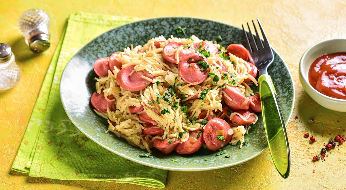 Рецепт жареной вермишели с сосисками