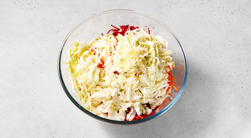 Салат «Кремлевская хряпа»