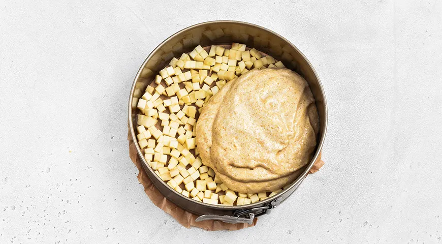 ПП шарлотка с яблоками и творогом