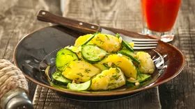 Рецепты с орехами, продукцией пчеловодства и салатом