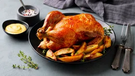 Как запечь курицу или индейку с хрустящей корочкой: секреты сочного мяса