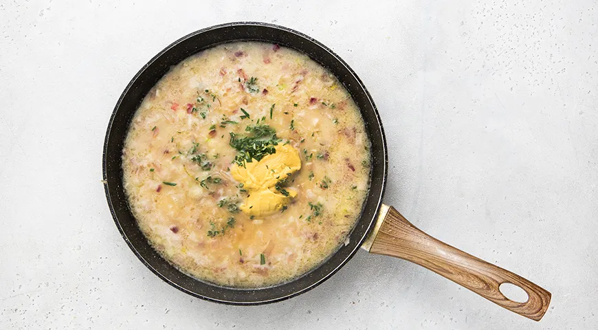 Кролик, тушенный в сливках