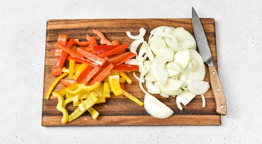 Оджахури в казане на костре