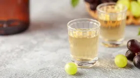 Как приготовить настоящую чачу дома: от выбора винограда до правильной подачи