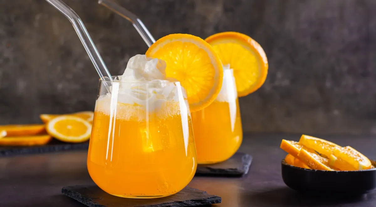 Апельсиновый коктейль с ликером
