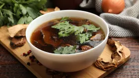 Как варить суп из сушеных грибов