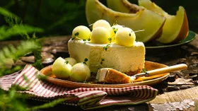 Рецепты с дыней и сырами