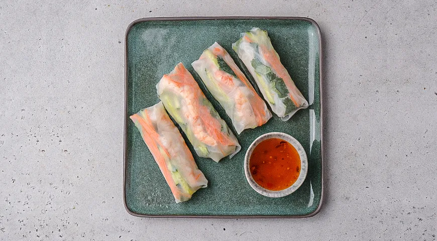 Спринг-роллы с креветками