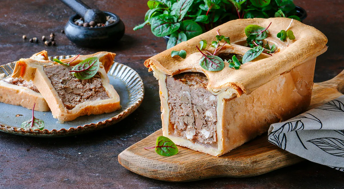 Французский мясной пирог pate en croute