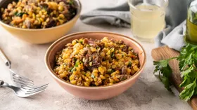 Гороховая каша с тушенкой