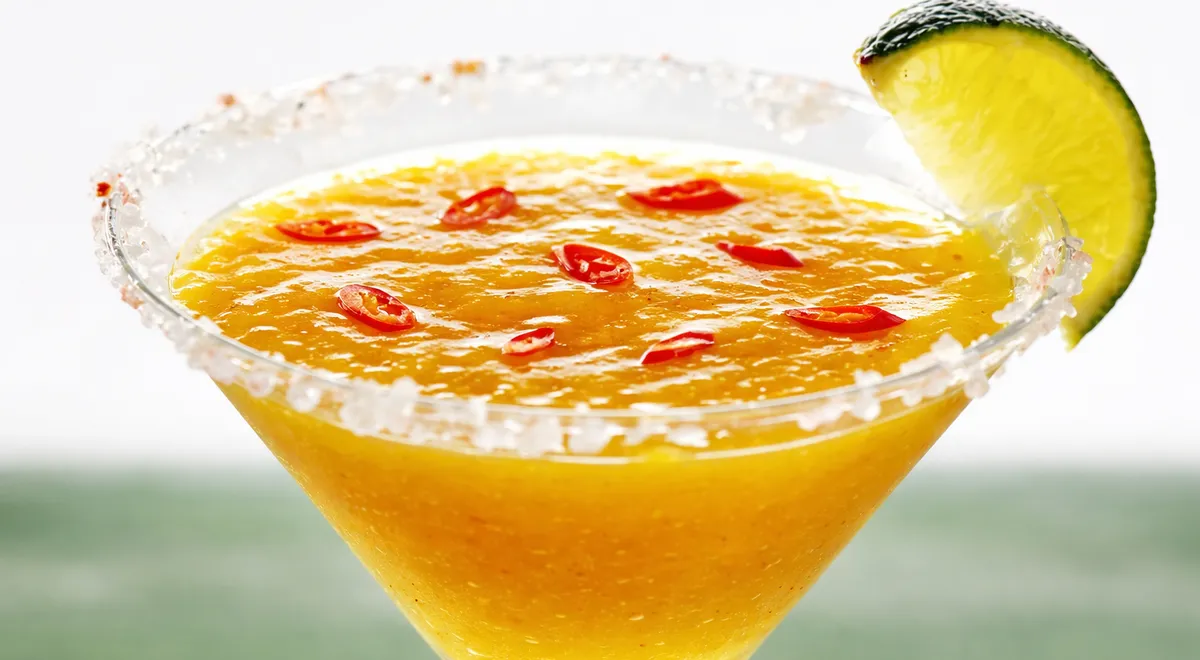 Манговый суп с чили