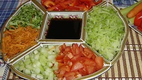 Царский салат вегетарианский с соевым соусом