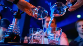 Что такое самбука, как ее правильно пить и с чем сочетать