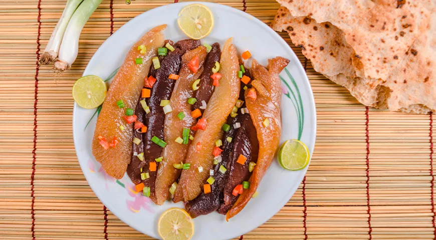 Цвет икры зависит от разновидности сельди и способа переработки