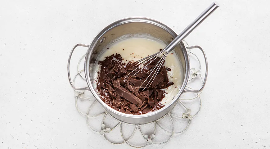 Торт «Шоколадная девочка»