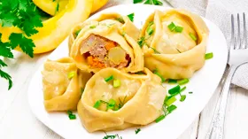Манты с мясом тыквой и картошкой