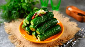 Вкусные малосольные огурцы: способы засолки и 10 проверенных рецептов