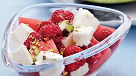 Рецепты с фруктами, орехами и малиной