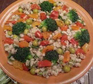 Салат из перловки с овощами