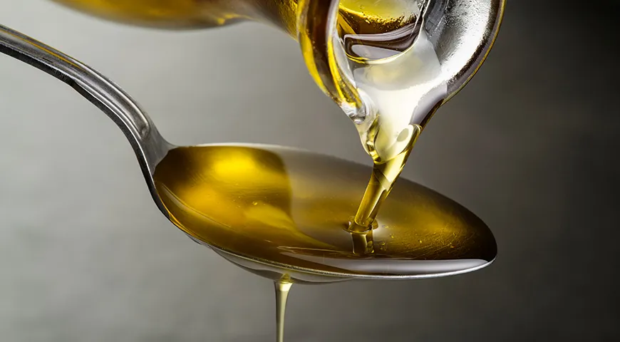 Оливковое и подсолнечное масло различаются по составу и количеству полезных веществ