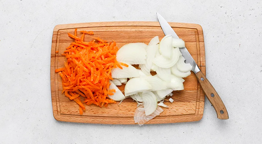 Минтай в томатном соусе