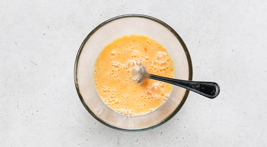 Яичный конвертик с сыром