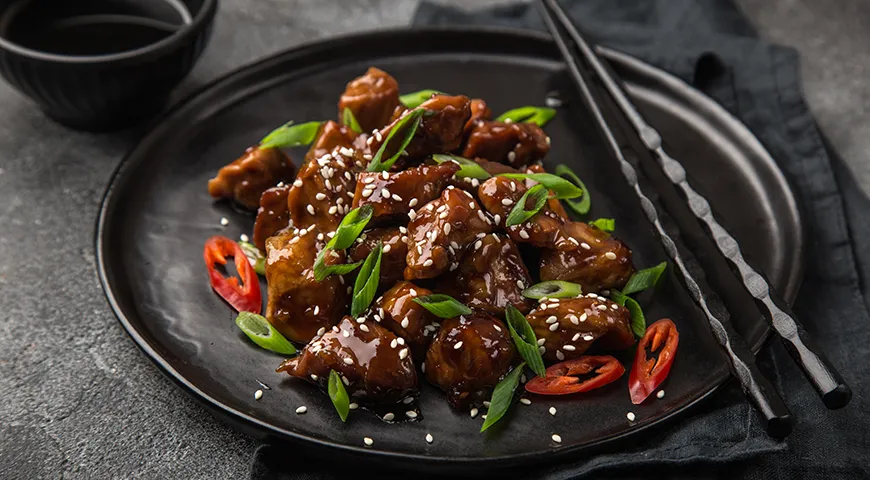 Азиатские соусы: унаги, терияки, устричный или вок — разбираемся, в какие блюда добавлять азиатские соусы