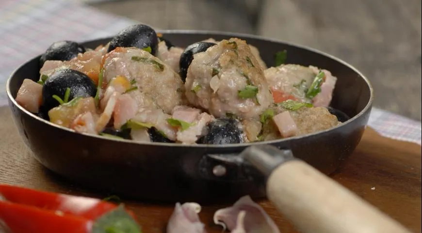 Фрикадельки по-лангедокски