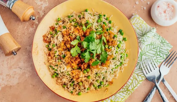 Рис с зеленым горошком и зирой