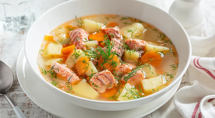 Уха из головы форели в мультиварке