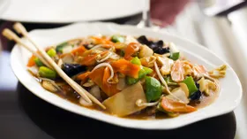 День китайского рагу Чоп Суи: как готовить это блюдо