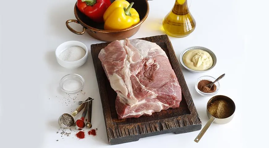 Ингредиенты для фаршированной перцем свиной шейки
