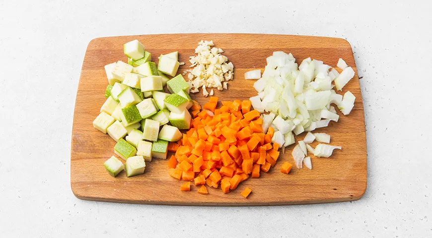 Жаркое из курицы с картошкой