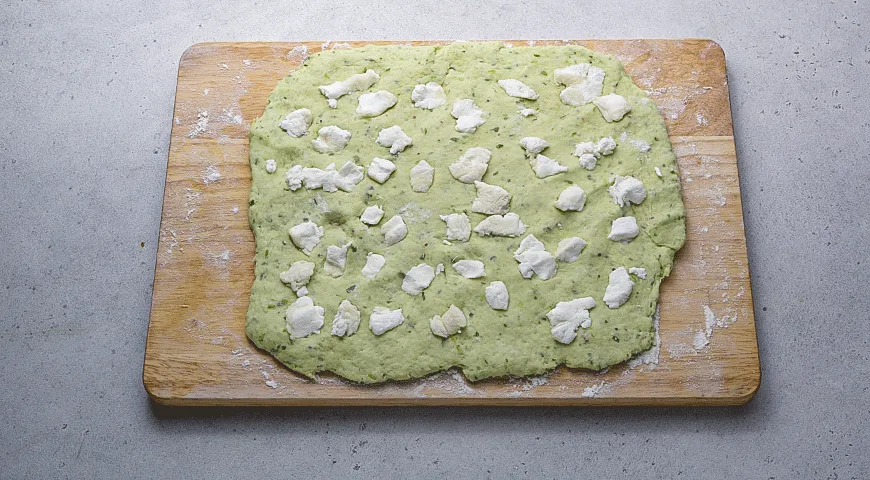 Бисквиты с козьим сыром и зеленью