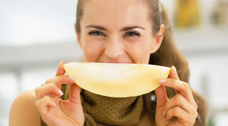В составе дыне есть кремний, который благотворно влияет на состояние кожи и волос