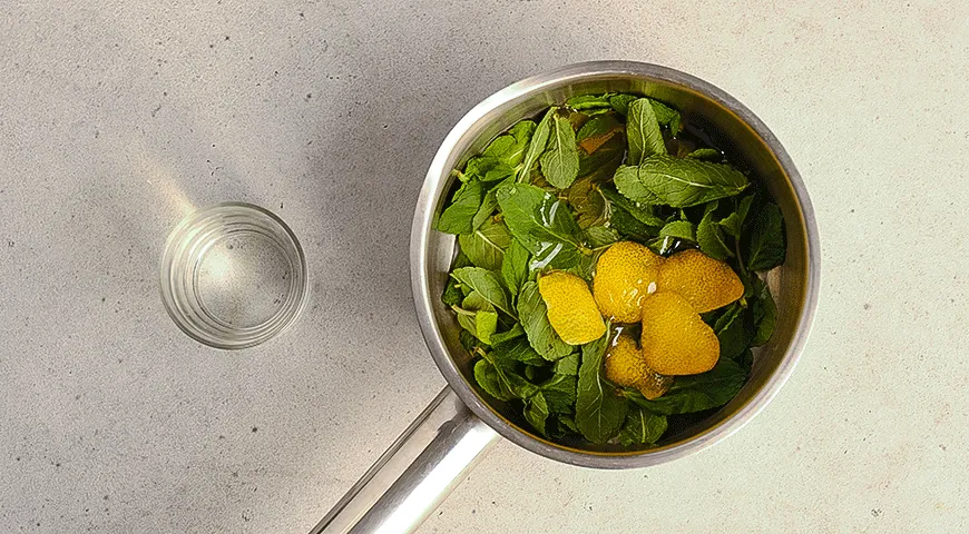 Абрикосы на гриле с мороженым