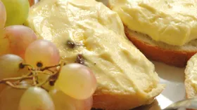 Рецепты с яйцом, сухофруктами и хлебобулочными изделиями