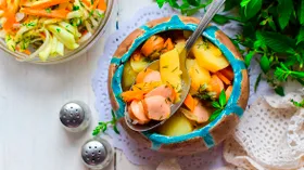 Картошка в горшочках: 12 рецептов — от классики до новых идей