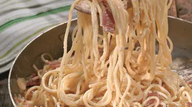 Рецепты с пармезаном, беконом и спагетти